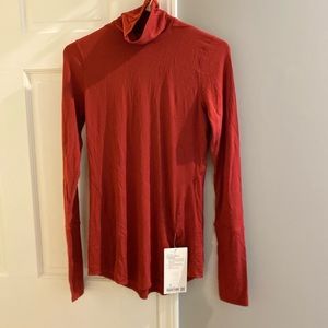 Lululemon Turtleneck